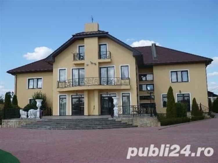 Casă cu 20 camere cu Canalizare în Izvorani