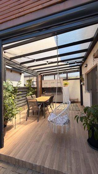 Duplex cu 5 camere cu Canalizare în Nord