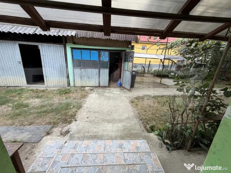 Casă cu 3 camere cu Teren 1500 Mp în Sânpetru Almașului