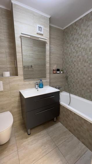 Apartament cu 3 camere decomandat, mobilat în Lujerului
