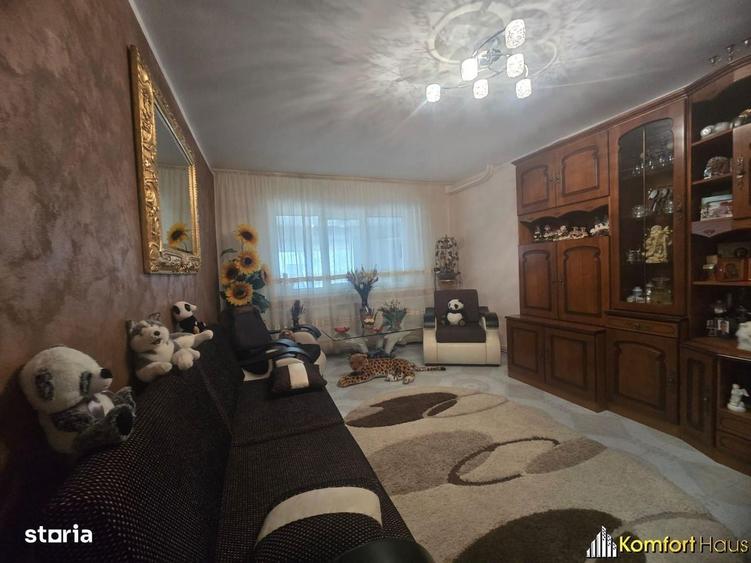 Apartament cu 3 camere decomandat în Nord