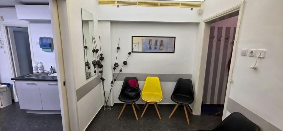 Apartament cu 2 camere semidecomandat în Dorobanți