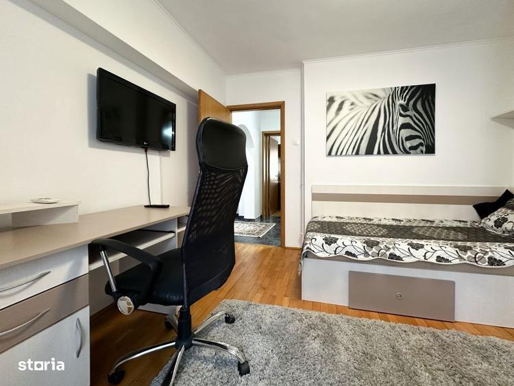 Apartament cu 3 camere, mobilat în Văcăresti