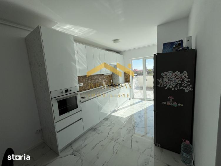 Apartament cu 3 camere în Giarmata