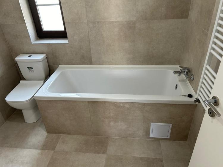 Duplex cu 3 camere cu Canalizare în Moșnița Nouă