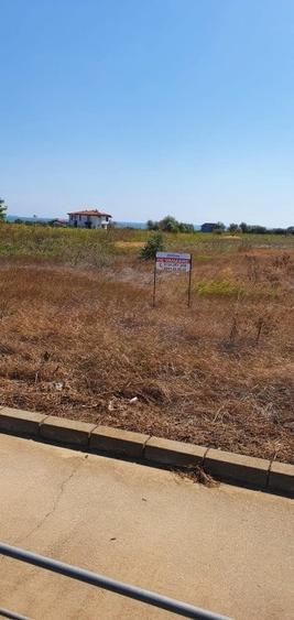 Teren Construcții intravilan de 4000 mp, în Sud