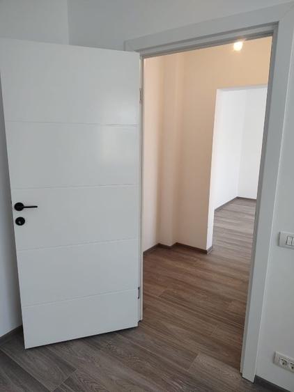 Apartament cu 2 camere semidecomandat în Gorjului