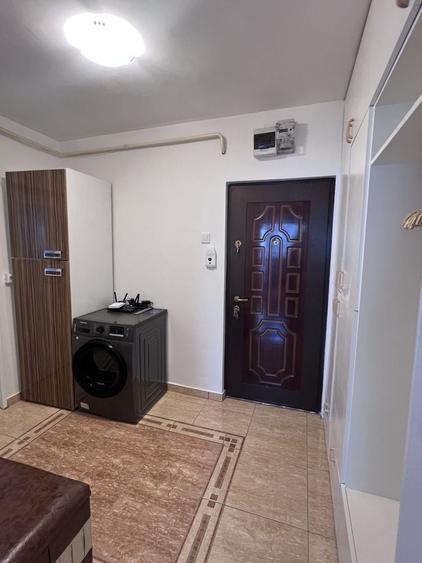 Apartament cu 2 camere decomandat în Podu Roș