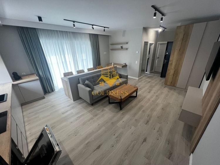 Apartament cu 2 camere semidecomandat, mobilat în Bună Ziua