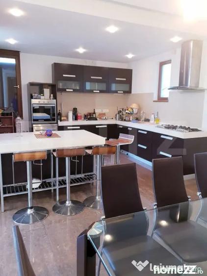 Casă cu 7 camere cu Teren 1500 Mp în Bâldana