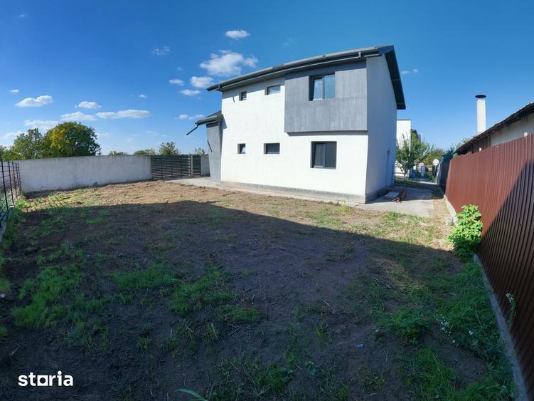 Casă cu 3 camere cu Teren 418 Mp în Central