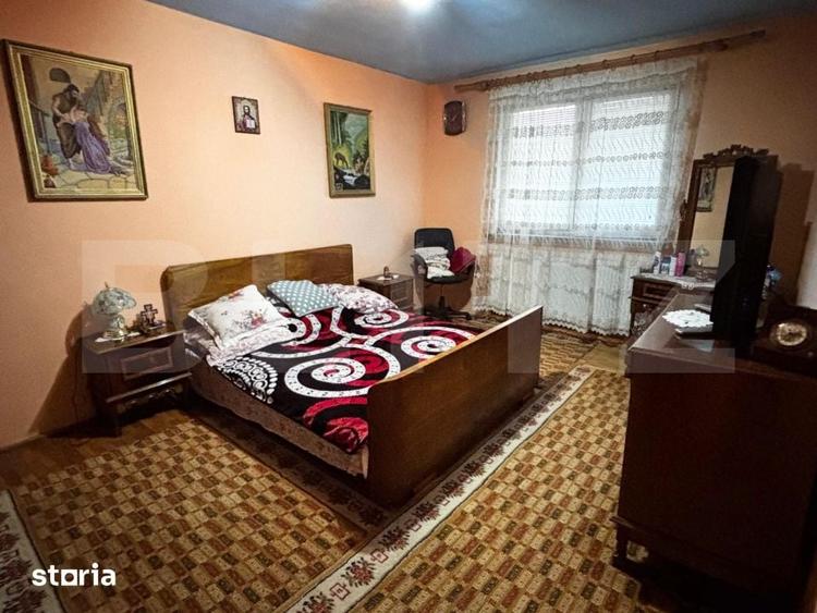 Casă cu 5 camere cu Teren 372 Mp în Bariera Vâlcii