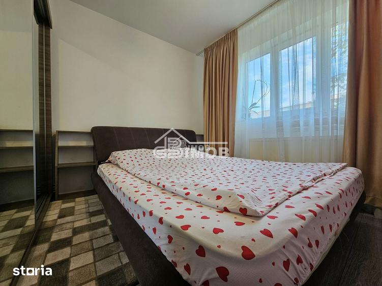 Apartament cu 3 camere decomandat în Micro 11