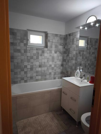Apartament cu 2 camere decomandat, mobilat în Brâncoveanu