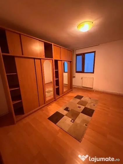 Casă cu 3 camere cu Teren 20 Mp în Vitan