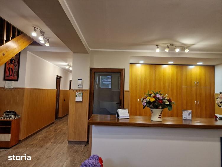 Casă cu Teren 906 Mp în Central