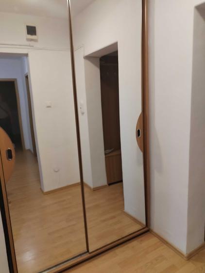 Apartament cu 2 camere decomandat în Județean