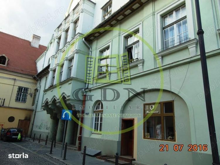 Apartament cu 2 camere, mobilat în Ultracentral