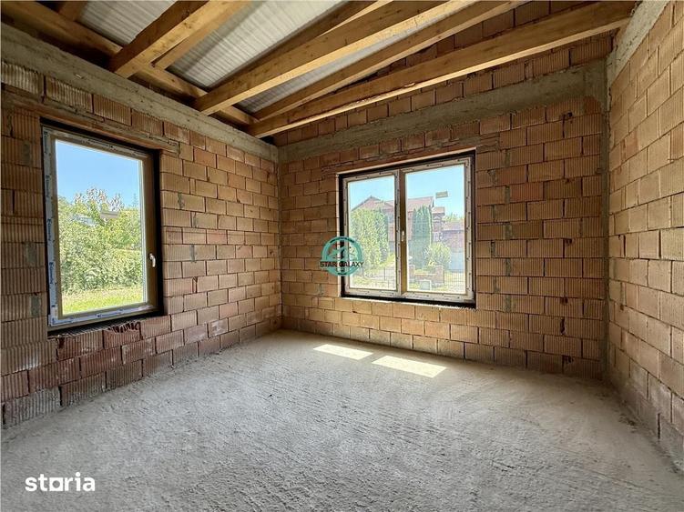 Casă cu 3 camere cu Teren 400 Mp în Corunca