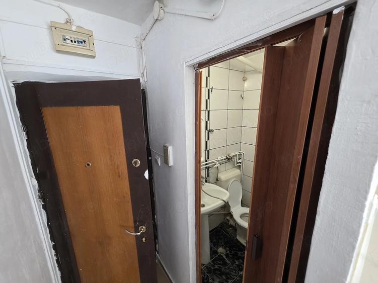 Garsonieră nedecomandată în Complex Studențesc