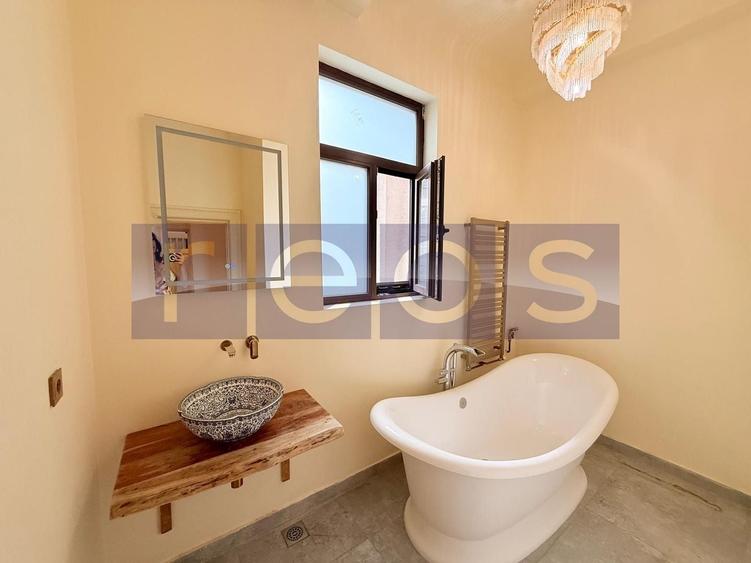 Apartament cu 4 camere în Ultracentral