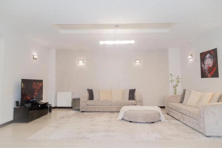 Apartament cu 3 camere decomandat în Străulești