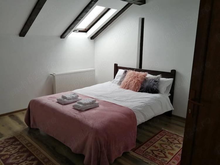 Casă cu 6 camere cu Teren 420 Mp în Paltin