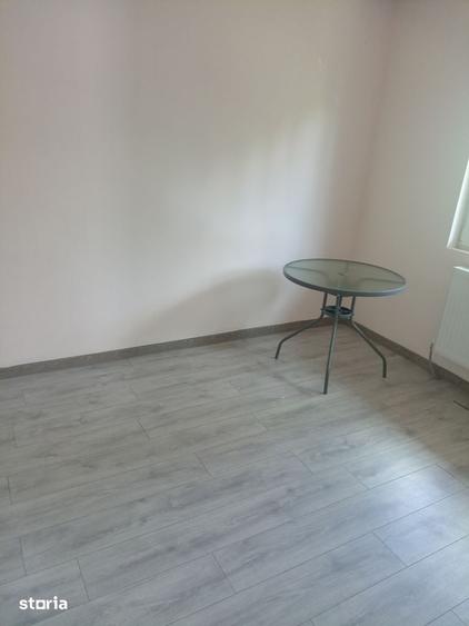Casă cu 3 camere cu Teren 184 Mp în Chitila