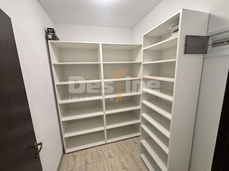 Apartament cu 2 camere decomandat în Cetatea