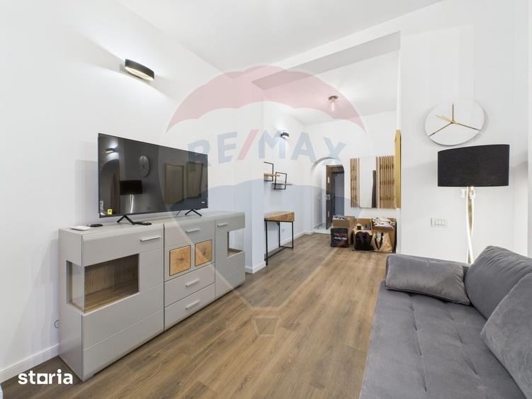 Casă cu 6 camere cu Teren 122 Mp în Matei Voievod