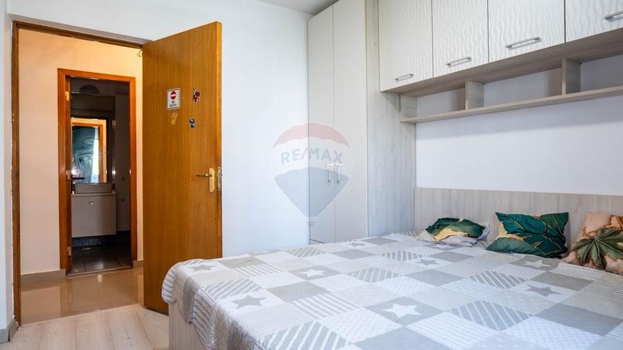 Apartament cu 2 camere decomandat, mobilat în Titan