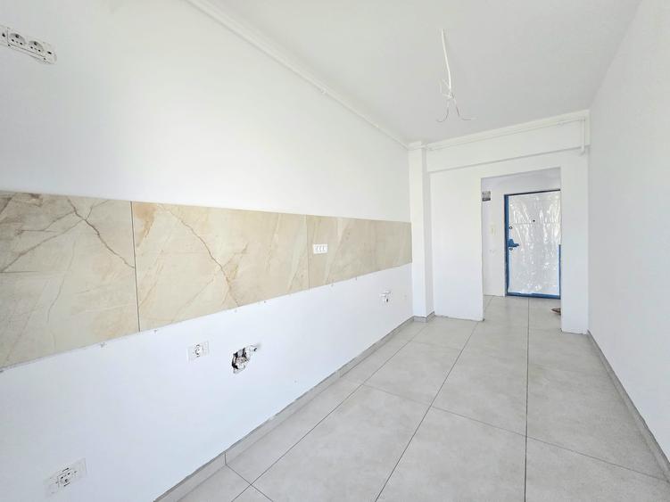 Apartament cu 2 camere decomandat în Ozana