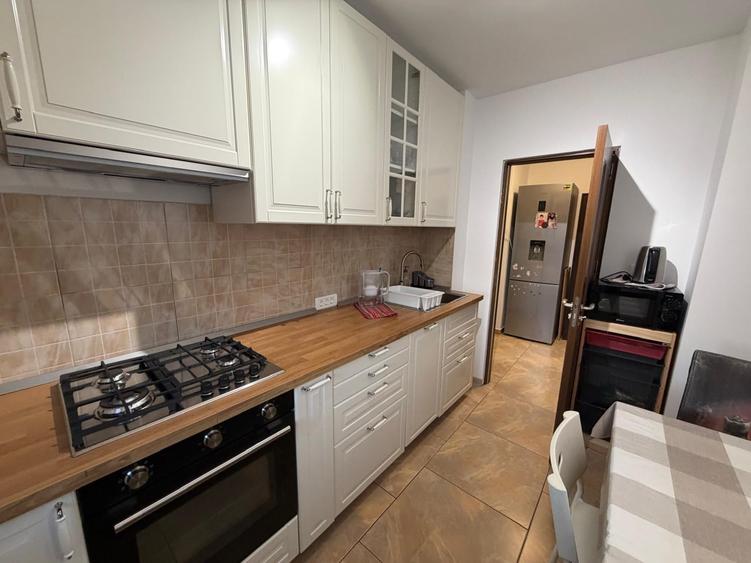 Apartament cu 2 camere semidecomandat în Titan