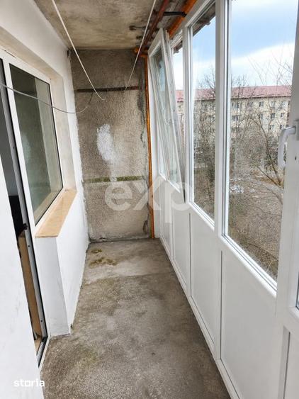 Apartament 2 camere semidecomandat de vanzare, centrala proprie, strad - 4