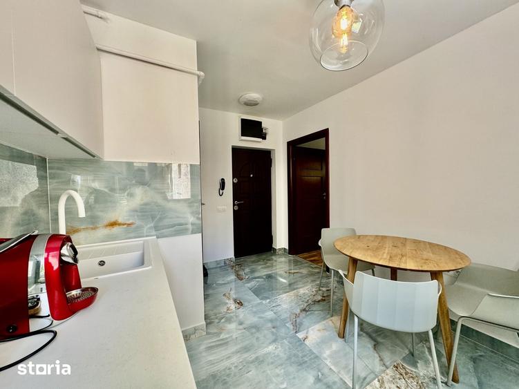 Apartament cu 2 camere decomandat, mobilat în Cornișa