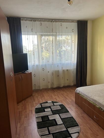 Apartament cu 2 camere decomandat în Rahova