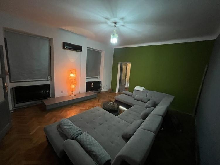 Apartament cu 3 camere în Central