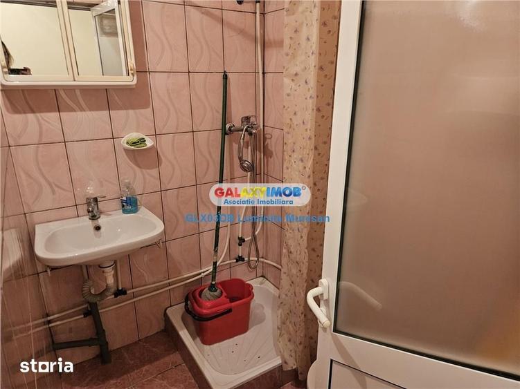 Garsonieră în Micro 12