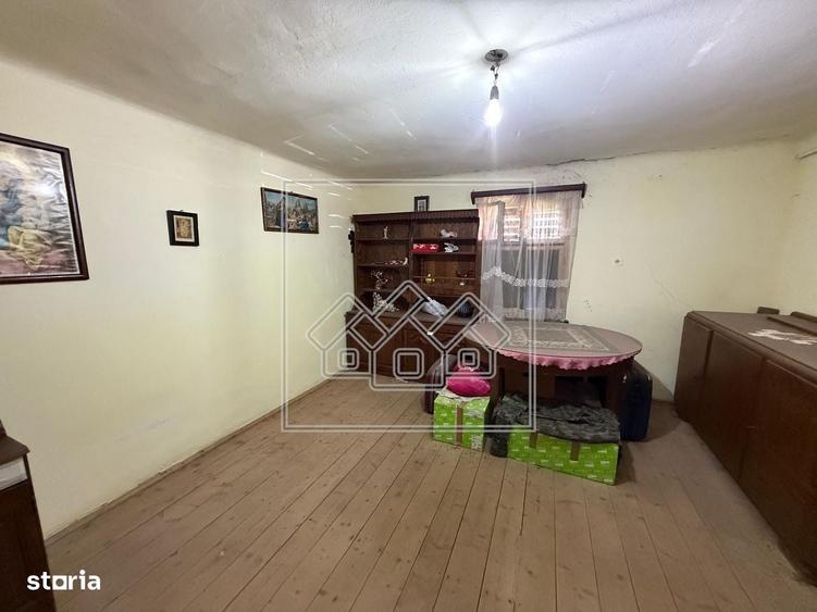 Casa 3 camere in Slimnic - Curte 460 mp, pivnita si pod - 4