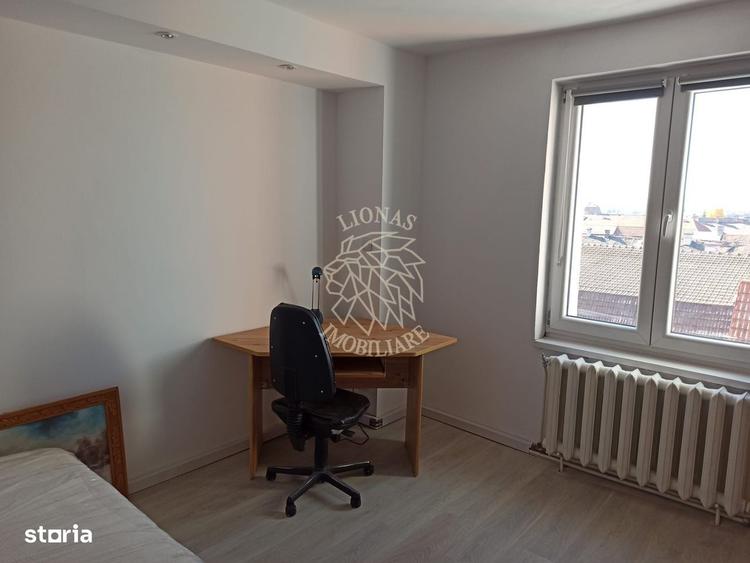 Apartament cu 3 camere decomandat în Central