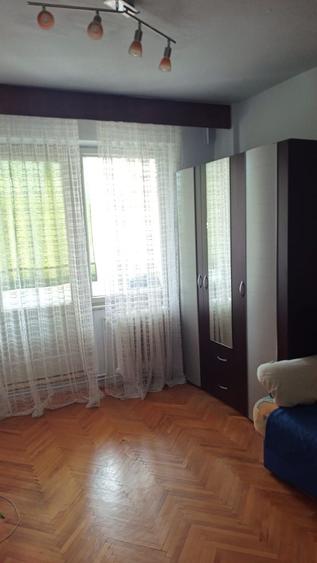 Garsonieră decomandată în Central