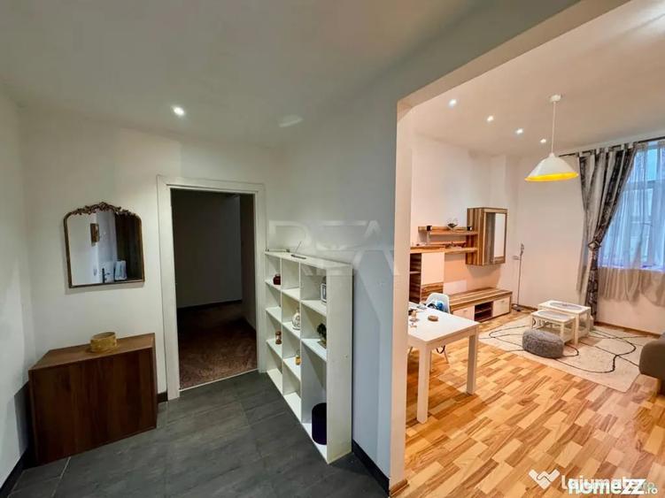 Apartament cu 3 camere semidecomandat în Vitan
