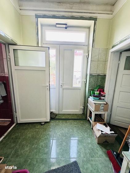 Casă cu 3 camere în Tătărași