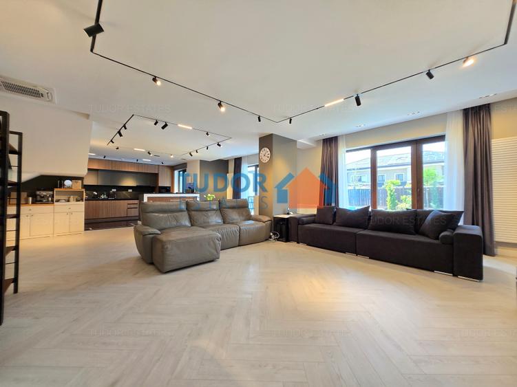 Duplex cu 9 camere cu Garaj în Pipera