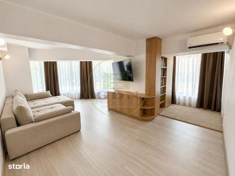 Apartament cu 3 camere decomandat în Jiului