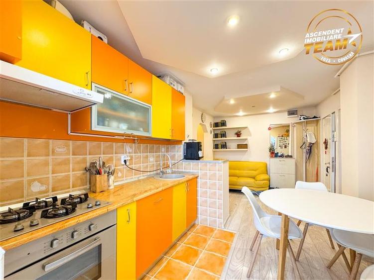 Apartament cu 2 camere decomandat, mobilat în Semicentral