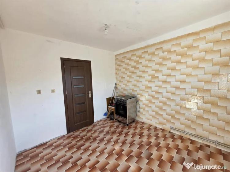 Apartament cu 2 camere decomandat în Sebastian