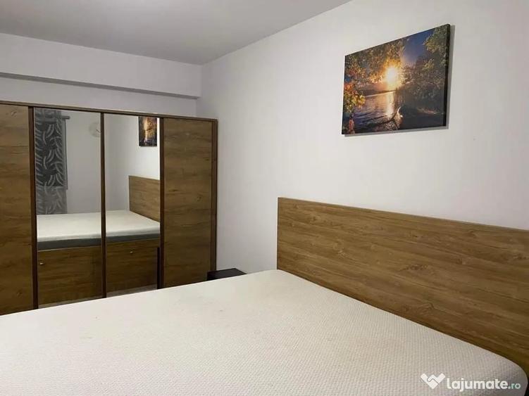 Apartament cu 2 camere decomandat în Ozana
