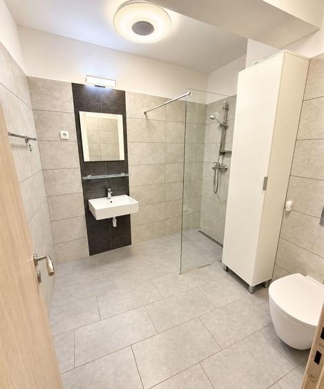 Apartament cu 2 camere, mobilat în Central
