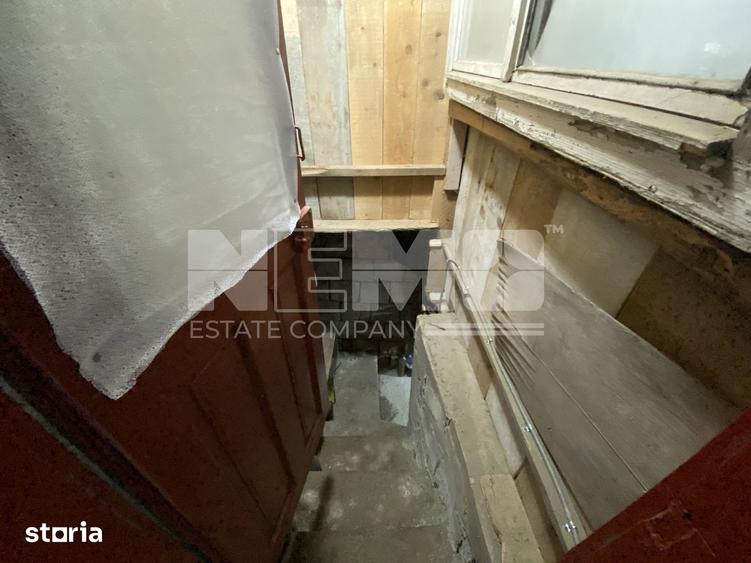 Casă cu 5 camere cu Teren 3000 Mp în Rădăuți